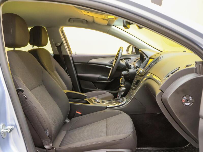 Opel Insignia vaihtoauto