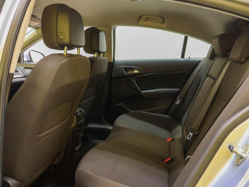 Opel Insignia vaihtoauto