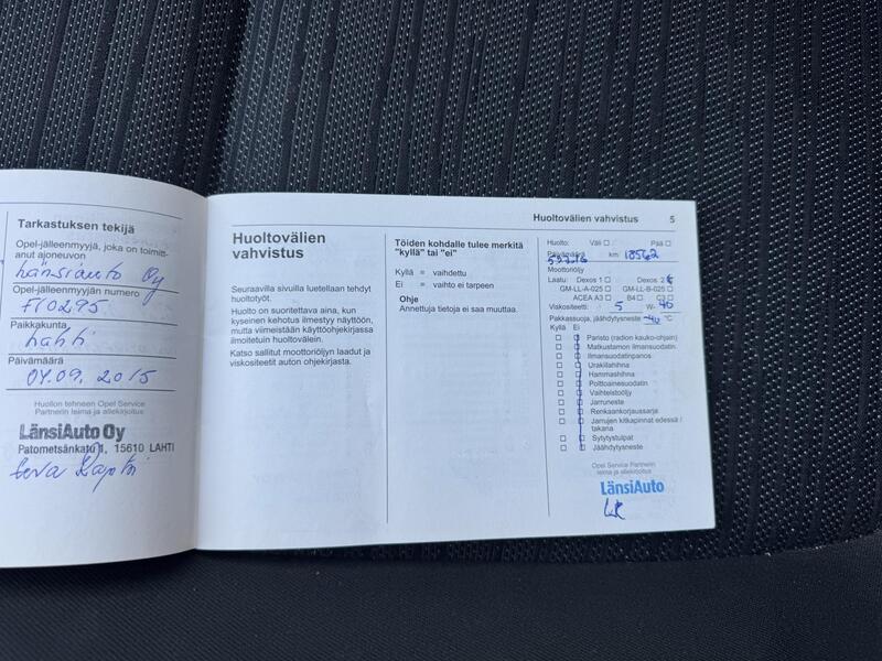 Opel Astra vaihtoauto