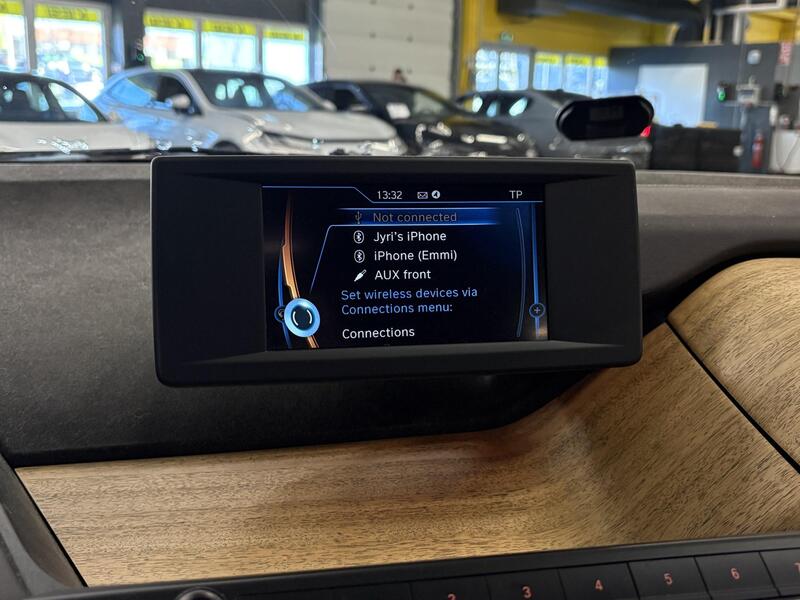 BMW i3 vaihtoauto