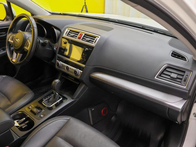 Subaru Legacy vaihtoauto