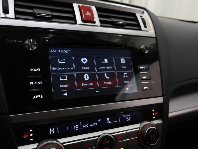 Subaru Legacy vaihtoauto