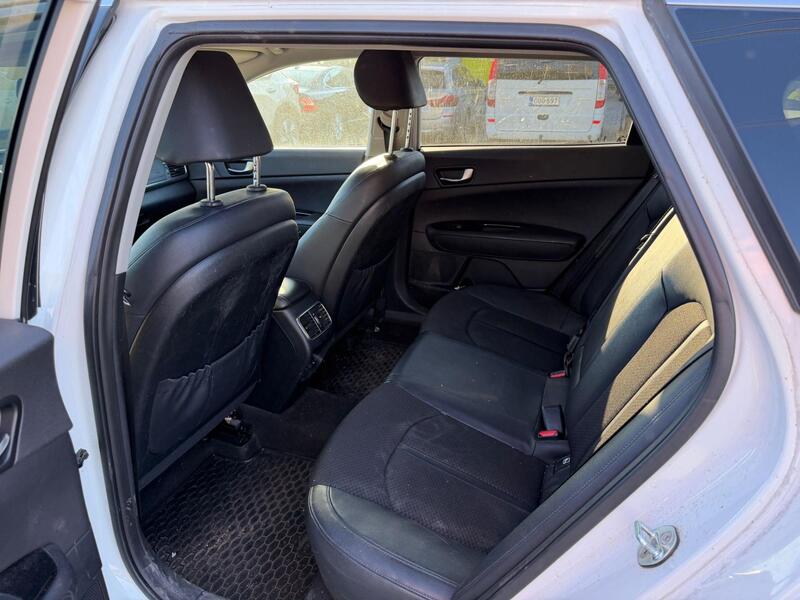 Kia Optima vaihtoauto