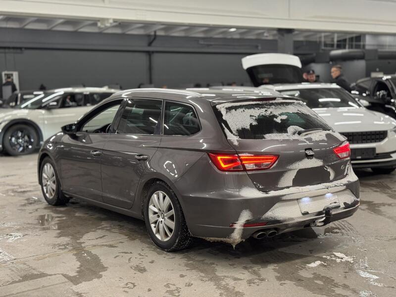 SEAT Leon ST vaihtoauto