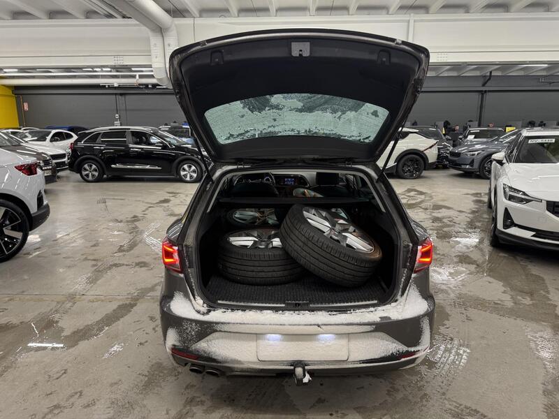 SEAT Leon ST vaihtoauto