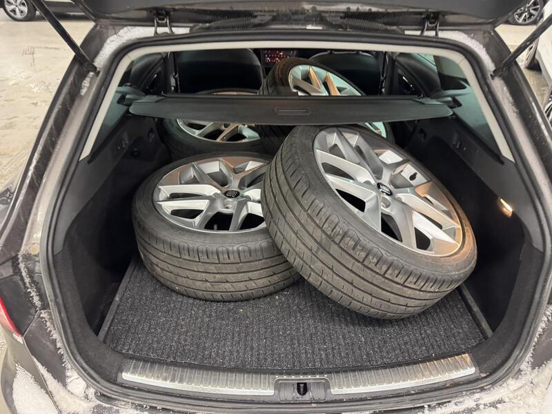 SEAT Leon ST vaihtoauto