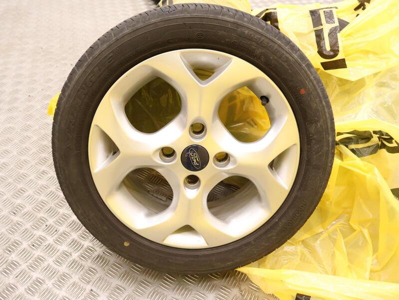 Ford Fiesta vaihtoauto