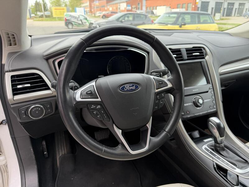 Ford Mondeo vaihtoauto