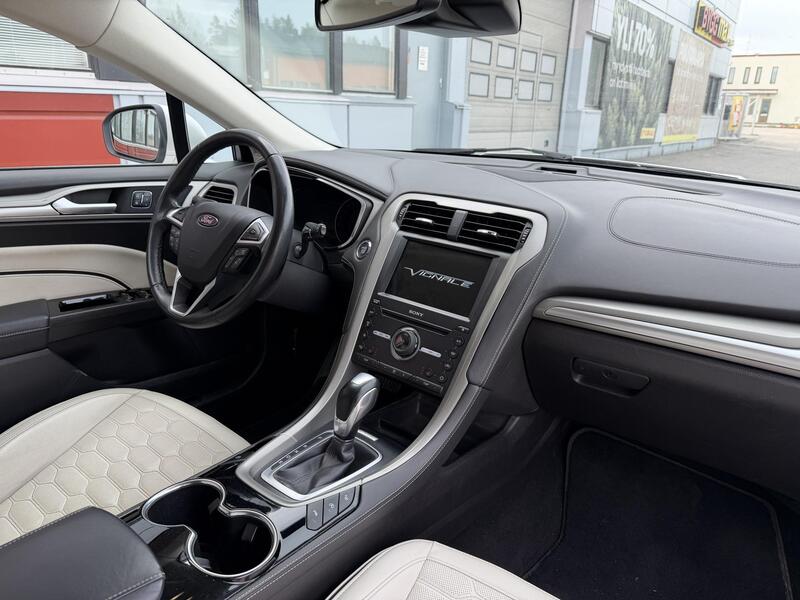 Ford Mondeo vaihtoauto