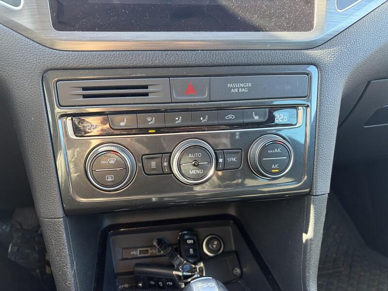 Volkswagen Golf Sportsvan vaihtoauto