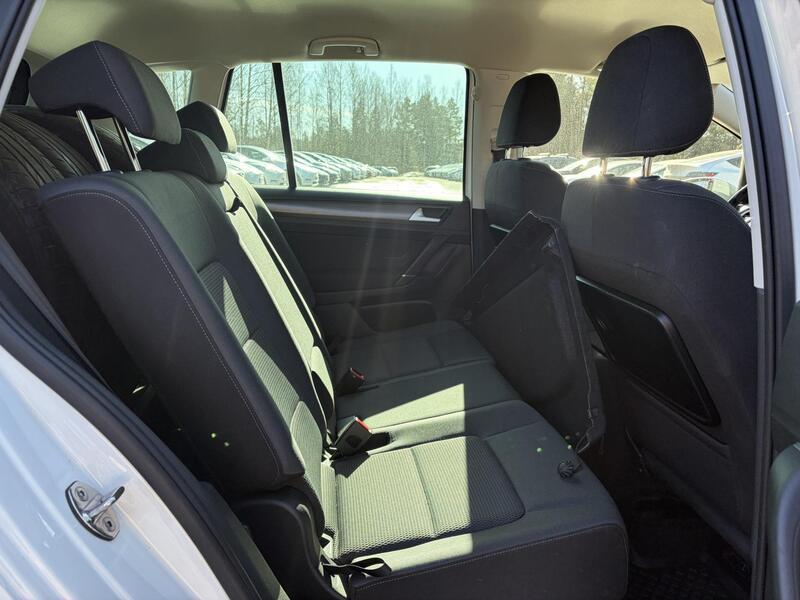 Volkswagen Golf Sportsvan vaihtoauto