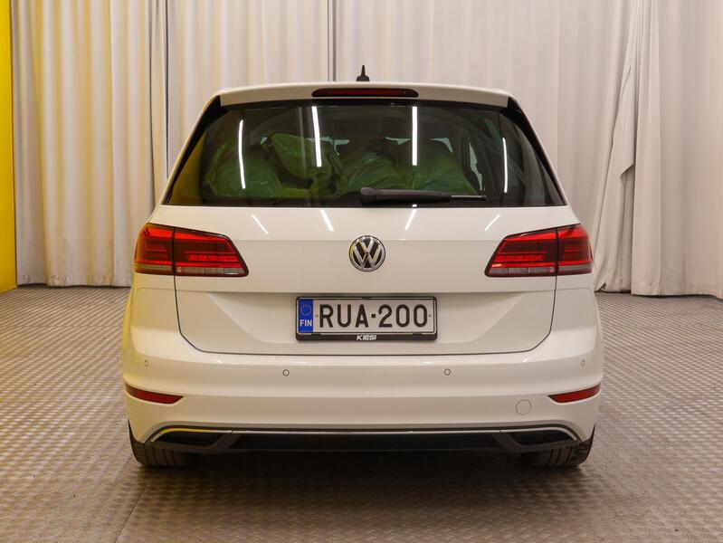 Volkswagen Golf Sportsvan vaihtoauto