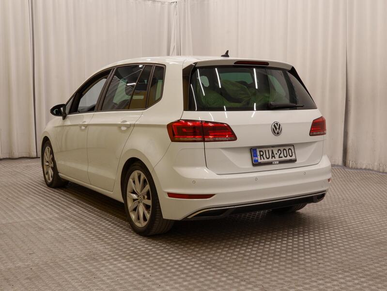 Volkswagen Golf Sportsvan vaihtoauto