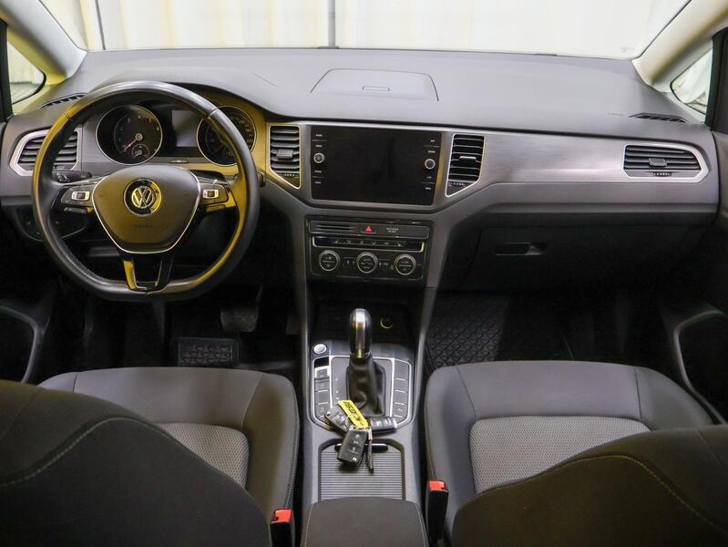 Volkswagen Golf Sportsvan vaihtoauto