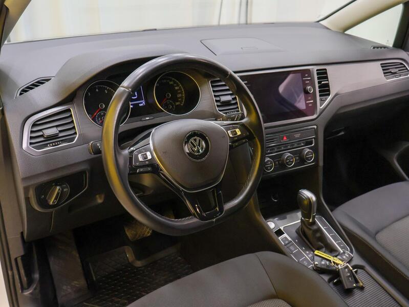 Volkswagen Golf Sportsvan vaihtoauto