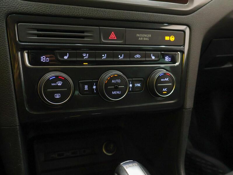 Volkswagen Golf Sportsvan vaihtoauto