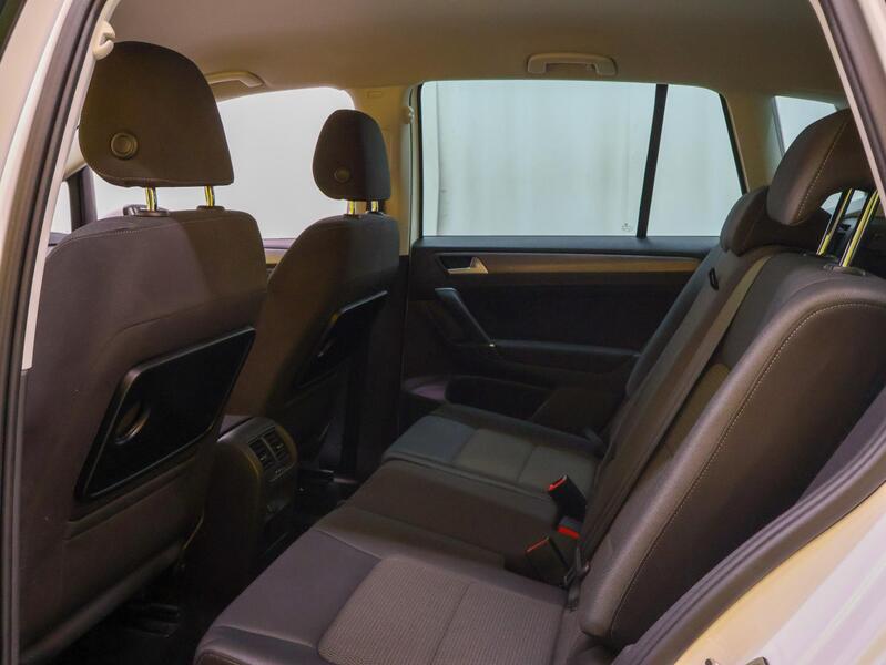 Volkswagen Golf Sportsvan vaihtoauto