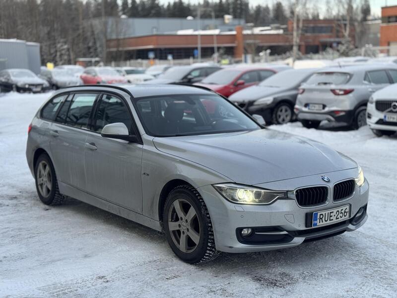 BMW 320 vaihtoauto