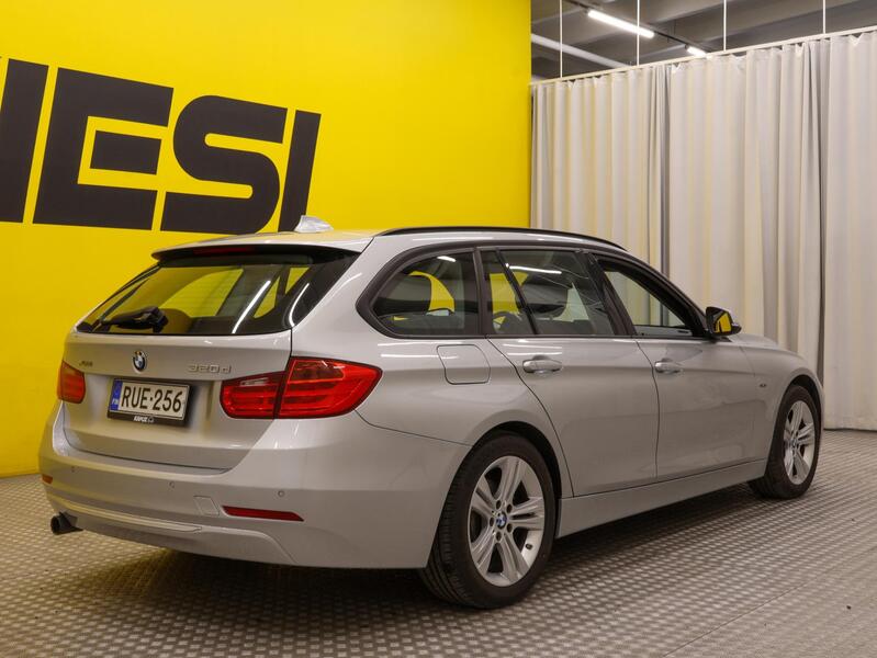 BMW 320 vaihtoauto