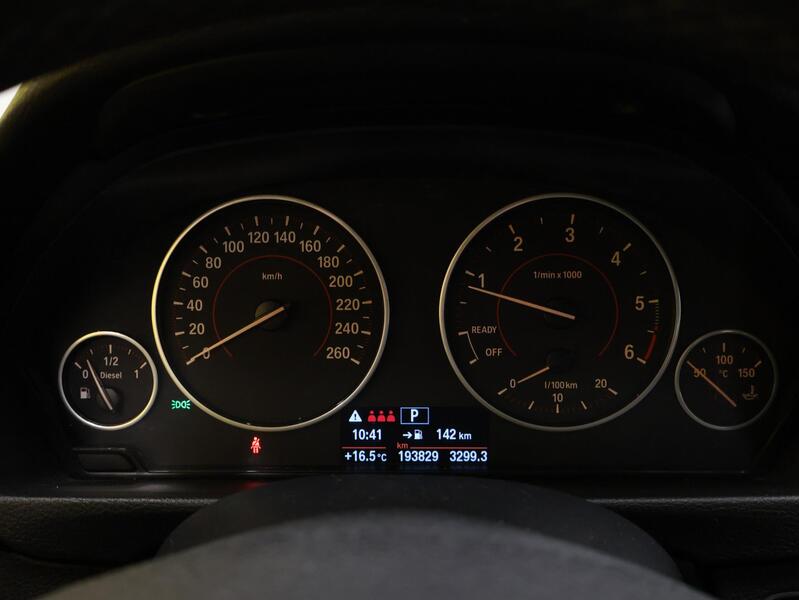 BMW 320 vaihtoauto
