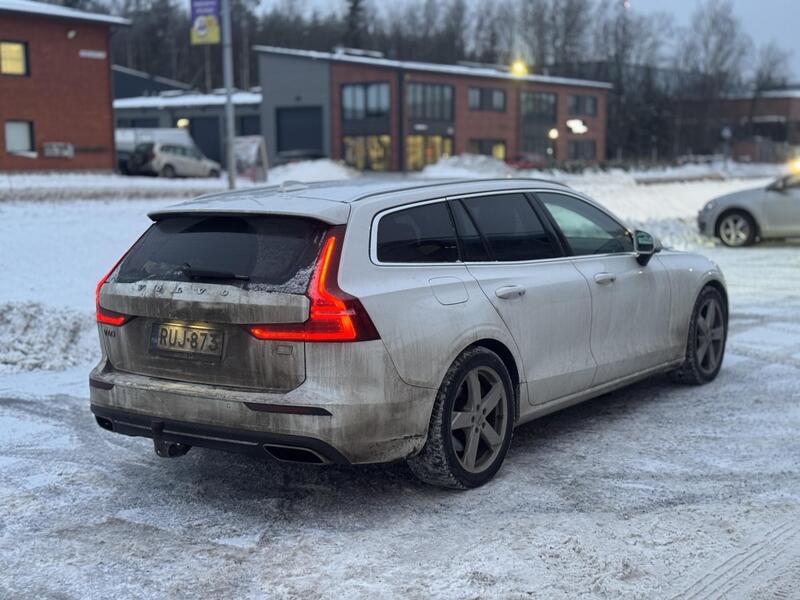 Volvo V60 vaihtoauto