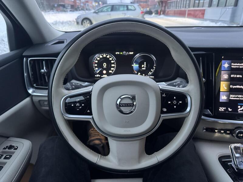 Volvo V60 vaihtoauto