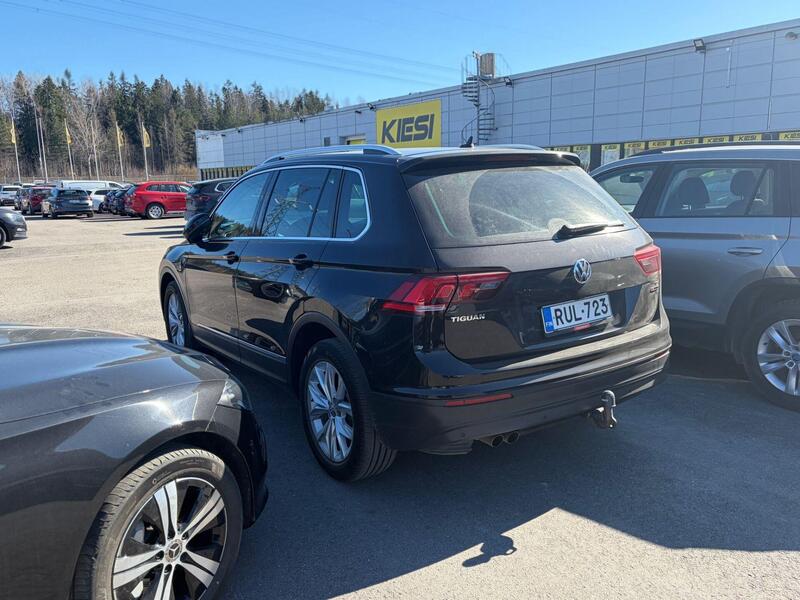 Volkswagen Tiguan vaihtoauto