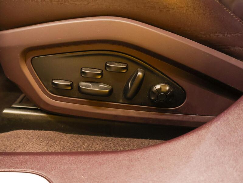 Porsche Taycan vaihtoauto