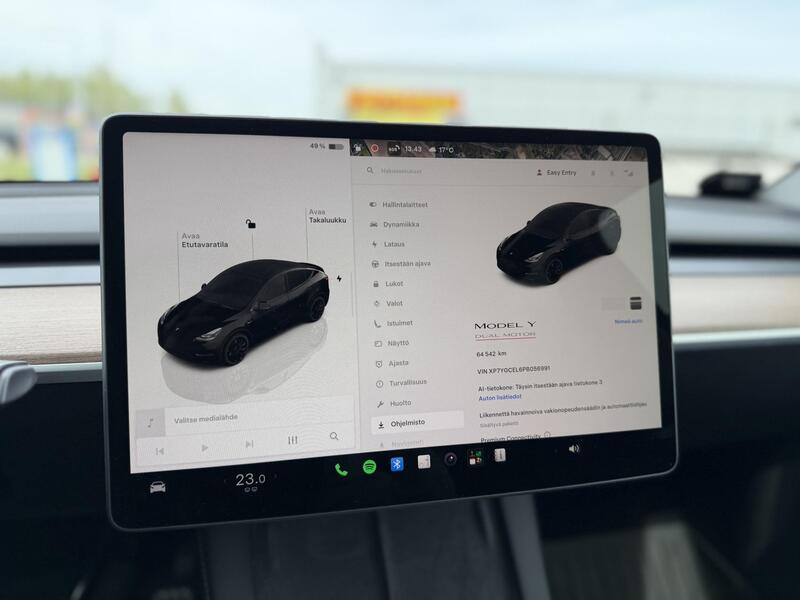 Tesla Model Y vaihtoauto
