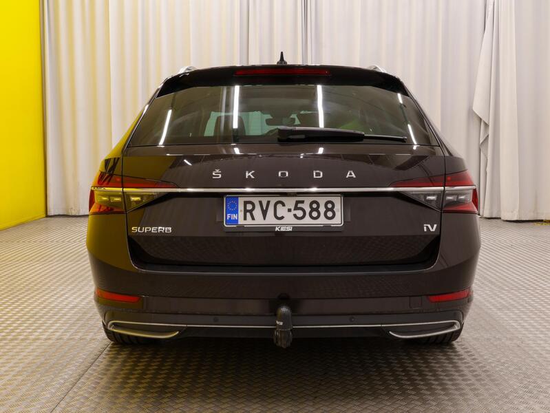 Skoda Superb vaihtoauto