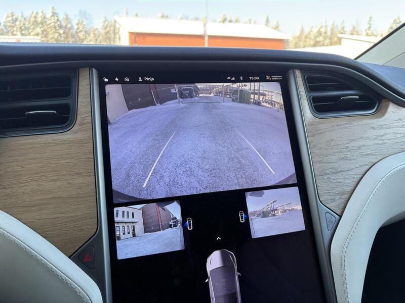 Tesla Model X vaihtoauto