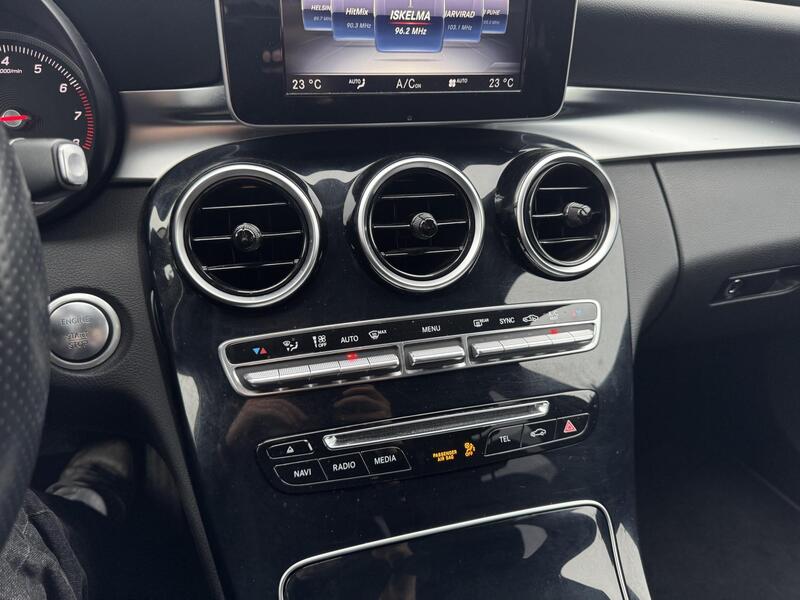 Mercedes-Benz C vaihtoauto