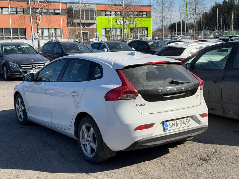 Volvo V40 vaihtoauto