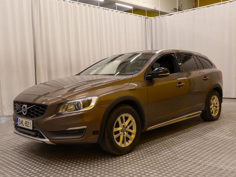Volvo V60 Cross Country vaihtoauto