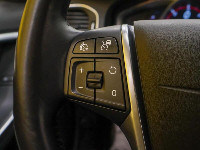 Volvo V60 Cross Country vaihtoauto