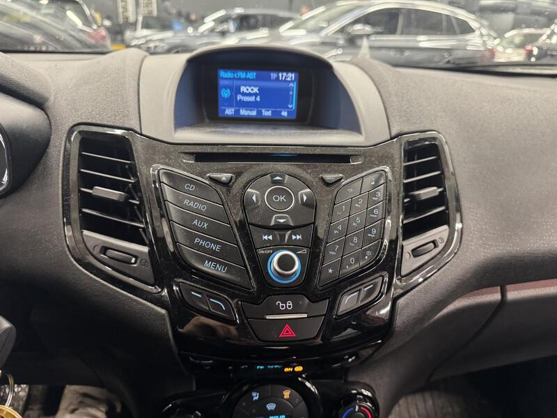 Ford Fiesta vaihtoauto