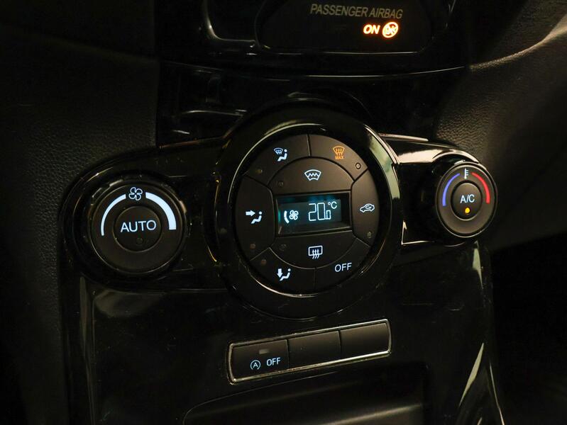 Ford Fiesta vaihtoauto