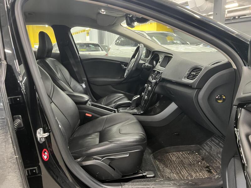 Volvo V40 vaihtoauto