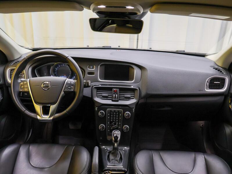 Volvo V40 vaihtoauto