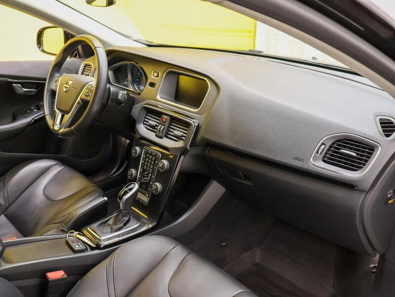 Volvo V40 vaihtoauto