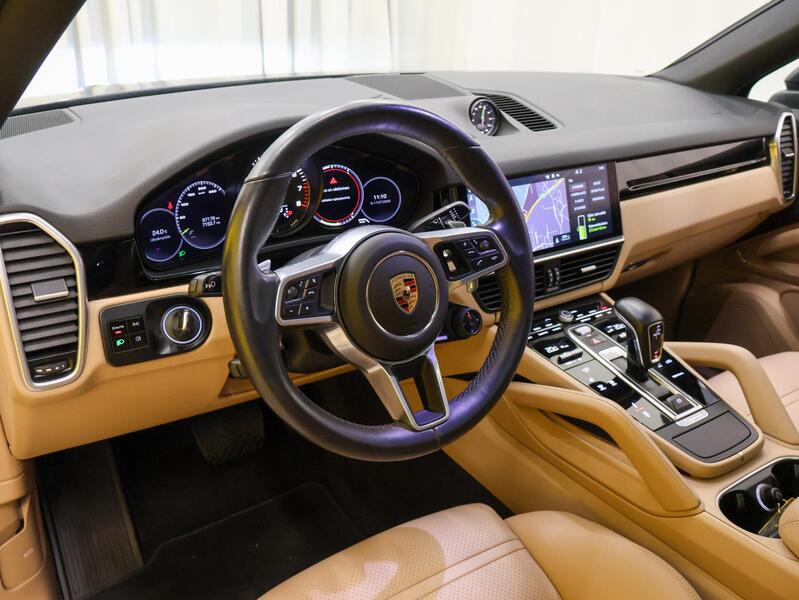 Porsche Cayenne vaihtoauto