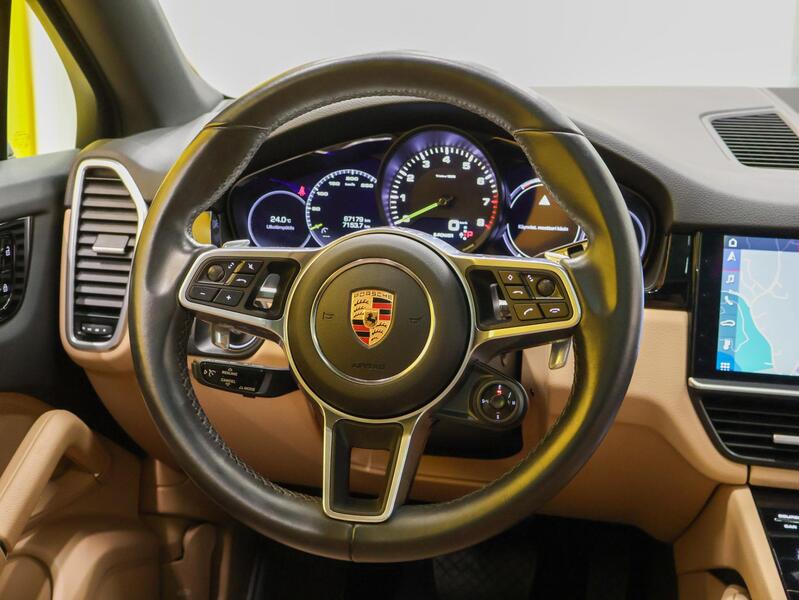 Porsche Cayenne vaihtoauto