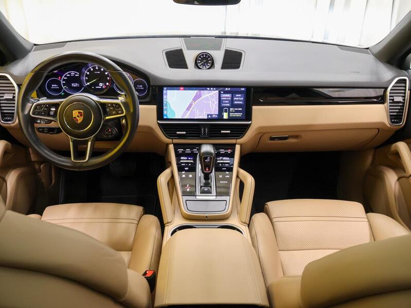 Porsche Cayenne vaihtoauto