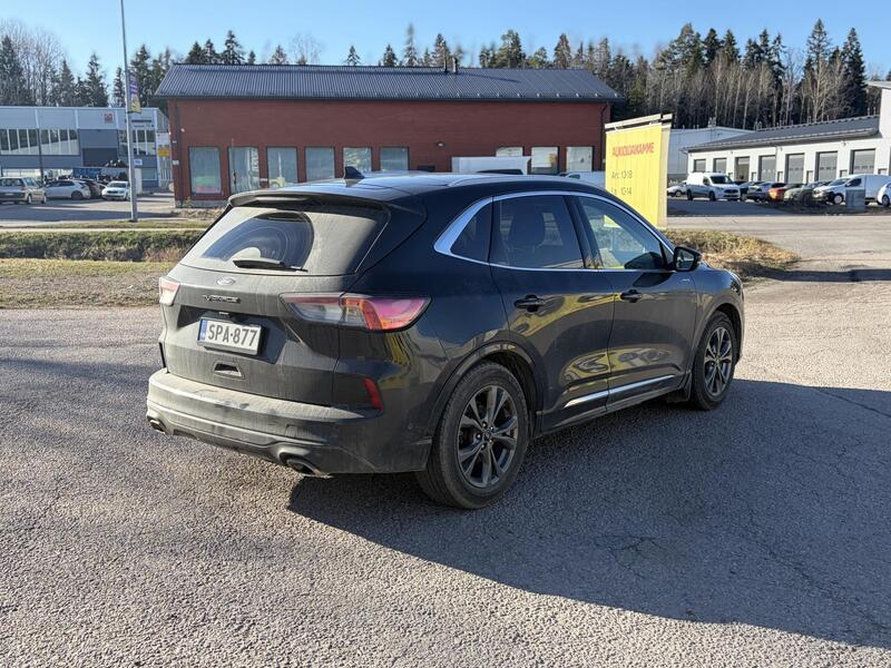 Ford Kuga vaihtoauto