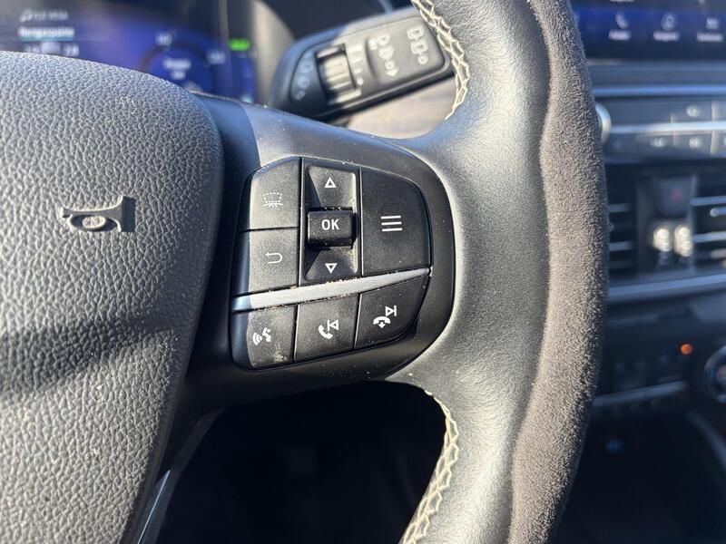 Ford Kuga vaihtoauto