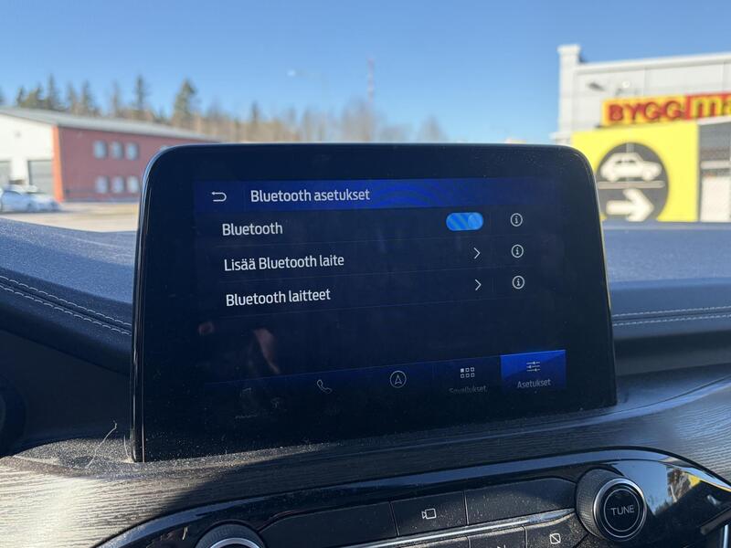 Ford Kuga vaihtoauto