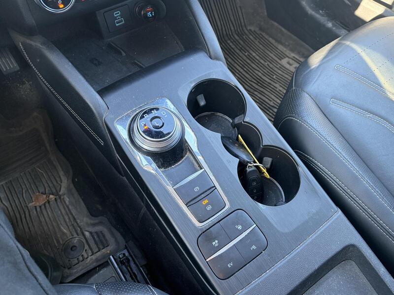 Ford Kuga vaihtoauto