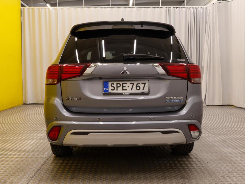 Mitsubishi Outlander PHEV vaihtoauto