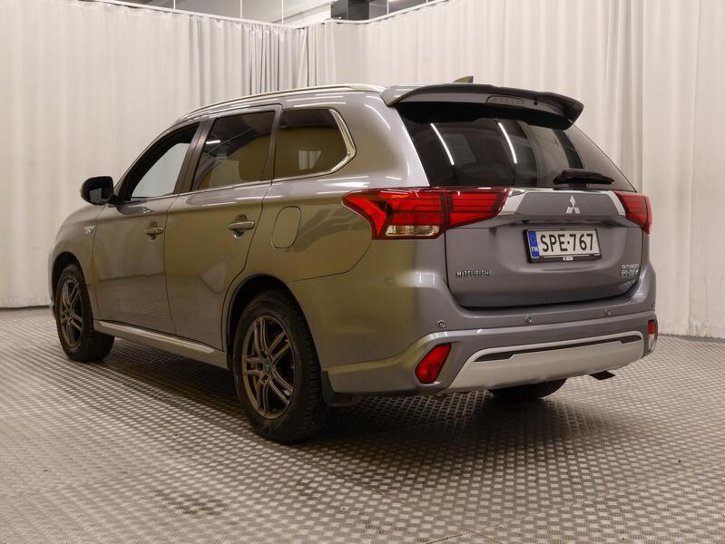 Mitsubishi Outlander PHEV vaihtoauto