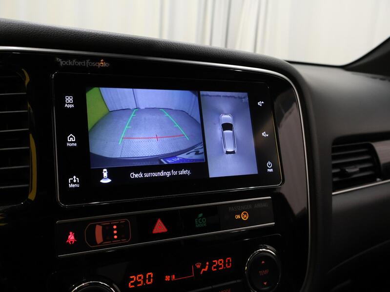 Mitsubishi Outlander PHEV vaihtoauto